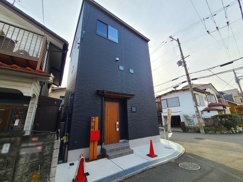【新築戸建】淀の原町！北西角地で日当たり・通風良好！