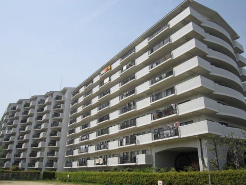 【中古マンション】ライオンズマンション高槻南!8階のため眺望良好!