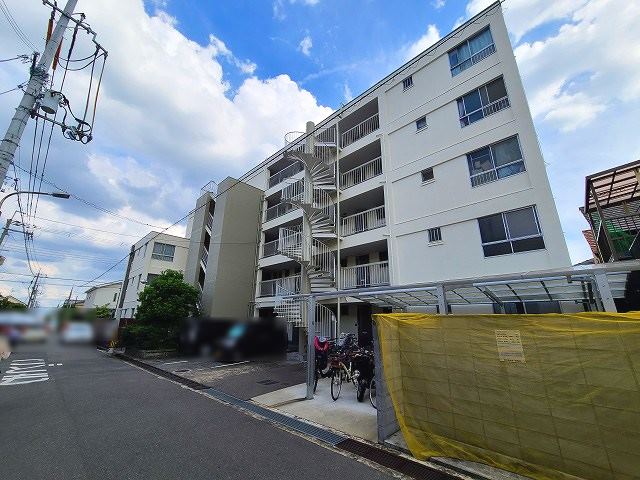 高槻市桜ヶ丘南町桜ヶ丘コーポラスの画像