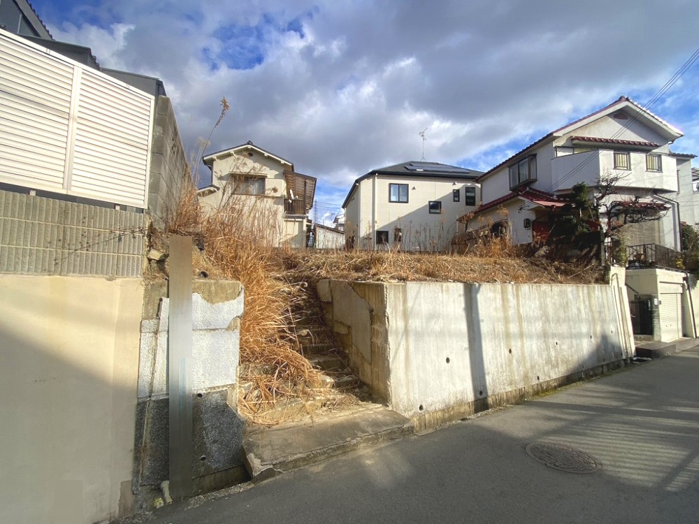 高槻市安岡寺町４丁目の画像