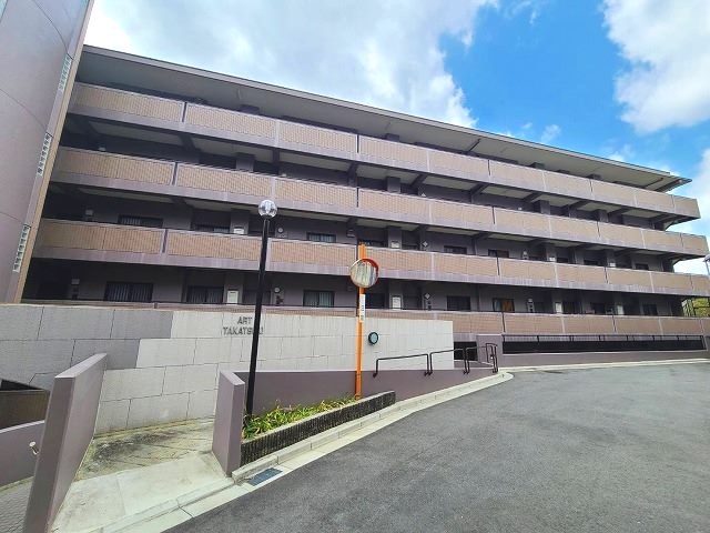 高槻市塚原３丁目アルテ高槻の画像