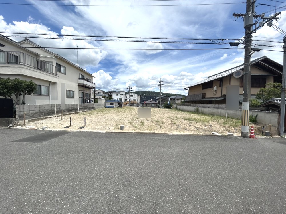 高槻市日吉台五番町（全3区画）の画像