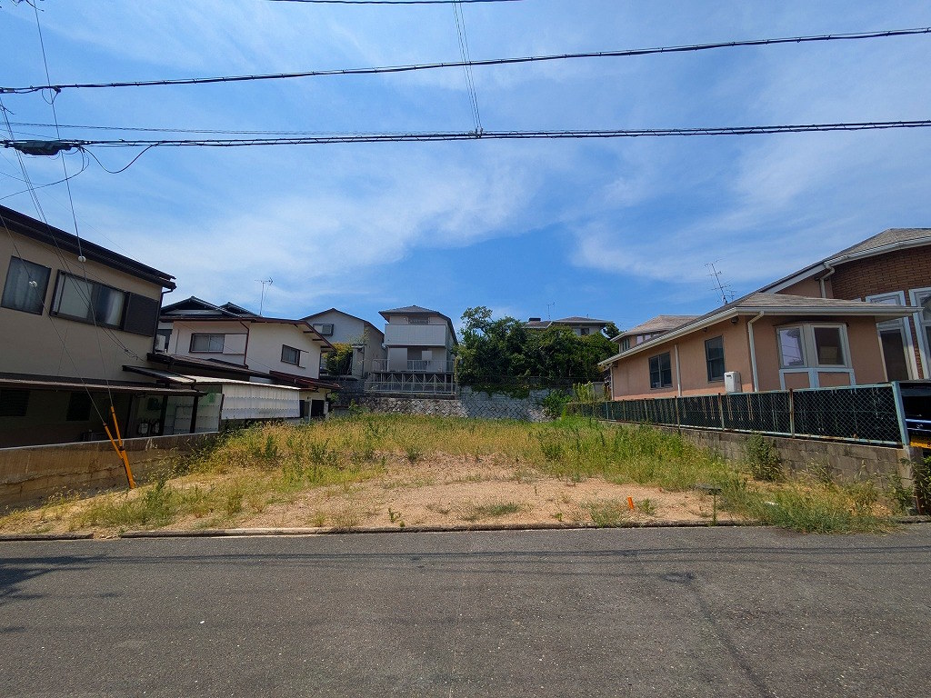 高槻市日吉台二番町（全2区画）の画像