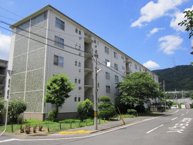 三島郡島本町青葉3丁目　水無瀬青葉ハイツ9号棟の画像