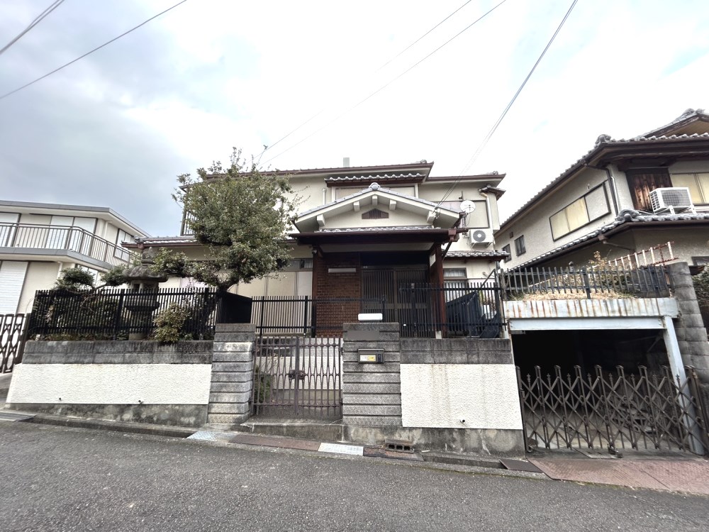 茨木市南春日丘3丁目の画像