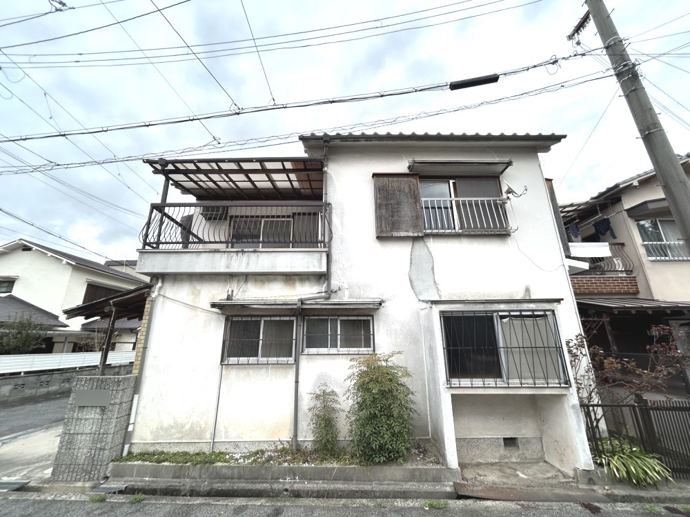 茨木市総持寺1丁目の画像