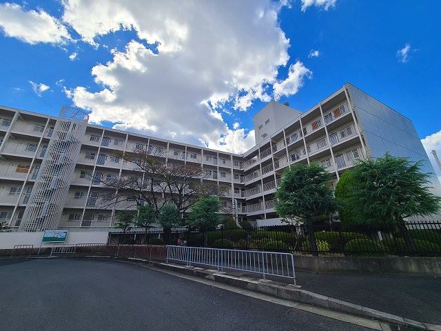 高槻市牧田町さんくれーる高槻二棟の画像