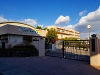 東中学校