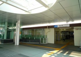 JR東海道本線 茨木駅