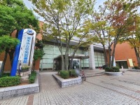 中央図書館
