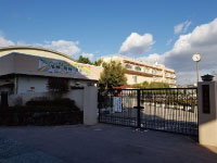 東中学校
