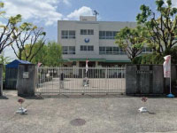 白川小学校