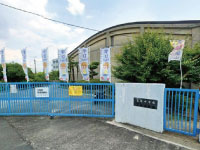 上牧小学校