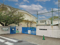 枚方小学校